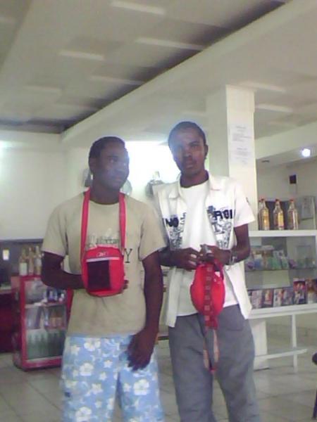 espoir omarion et l'espagnol de la jet set pontenegrine.